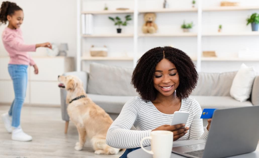 Remote payments family at home 1030 x 630